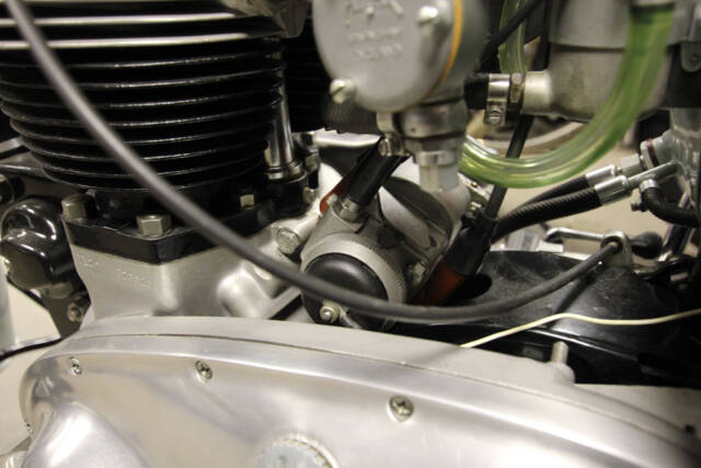 1959 Triumpoh Bonneville tangerine motor close LHS