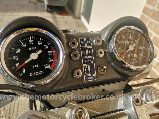 1976 Ducati 860 GTE clocks