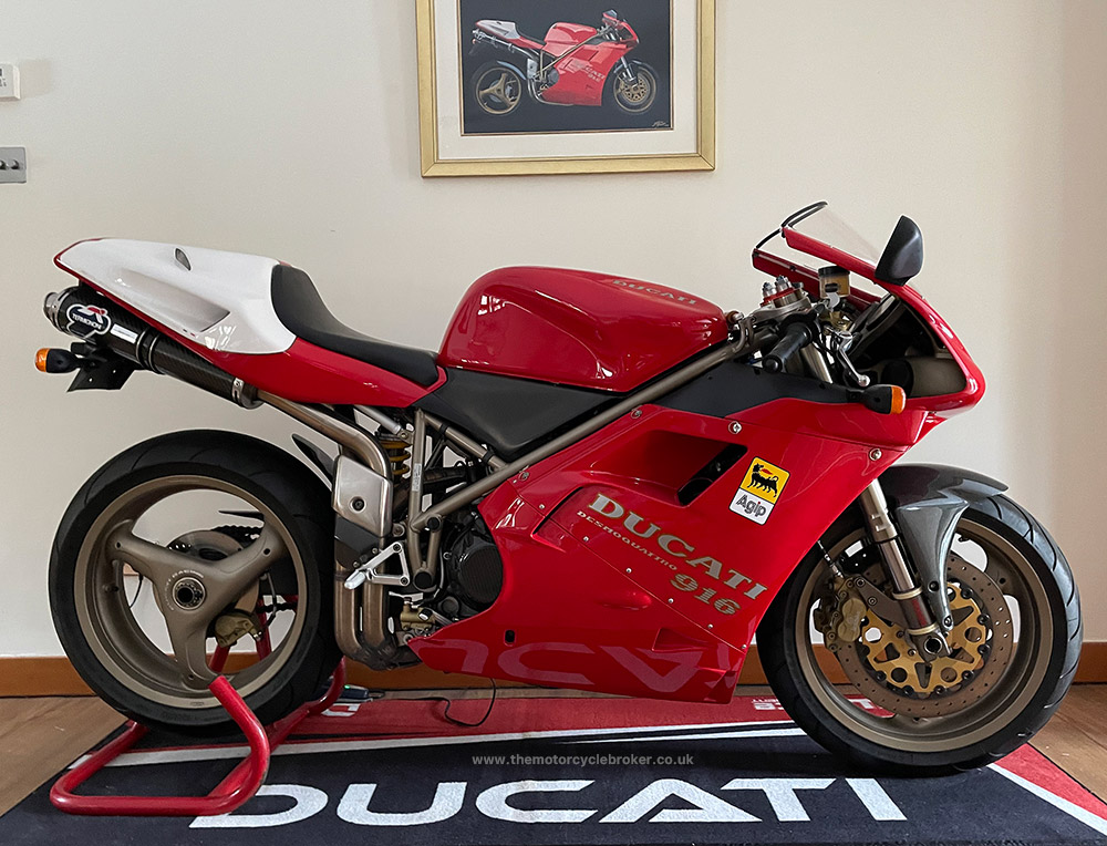 1994 Ducati 916 SP1 RHS1