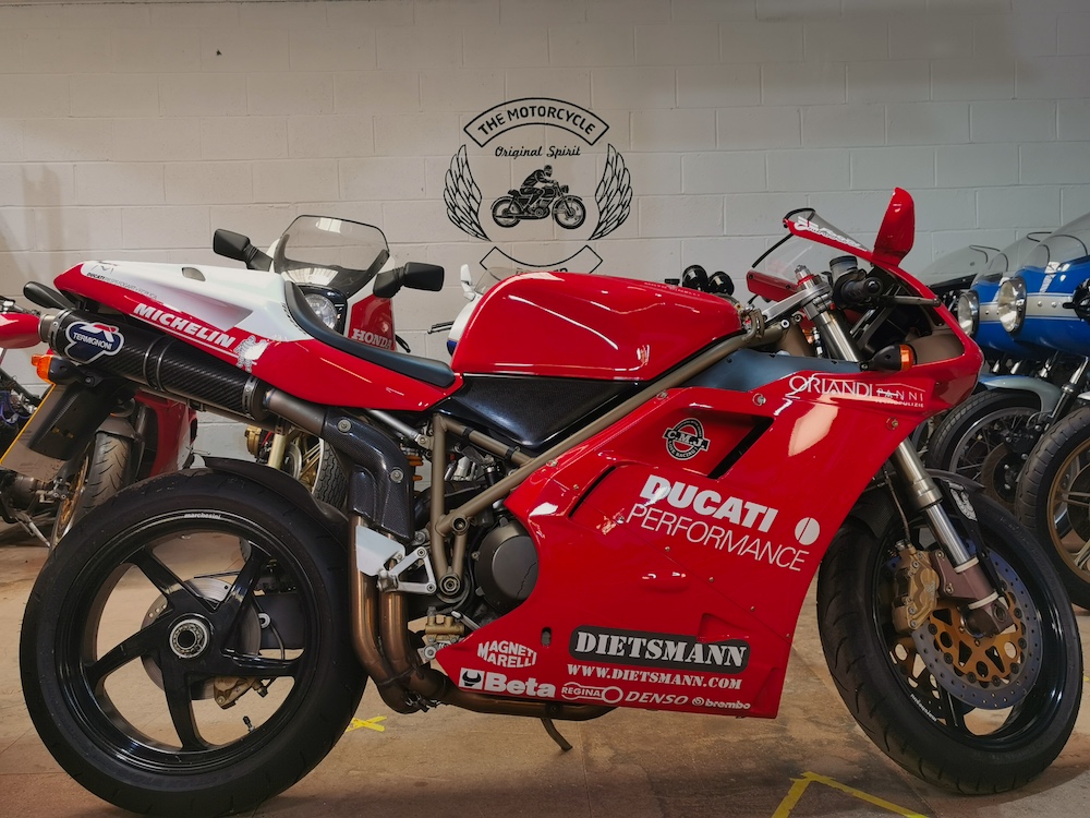 1998 Ducati 916 SPS Carl Fogarty Replica