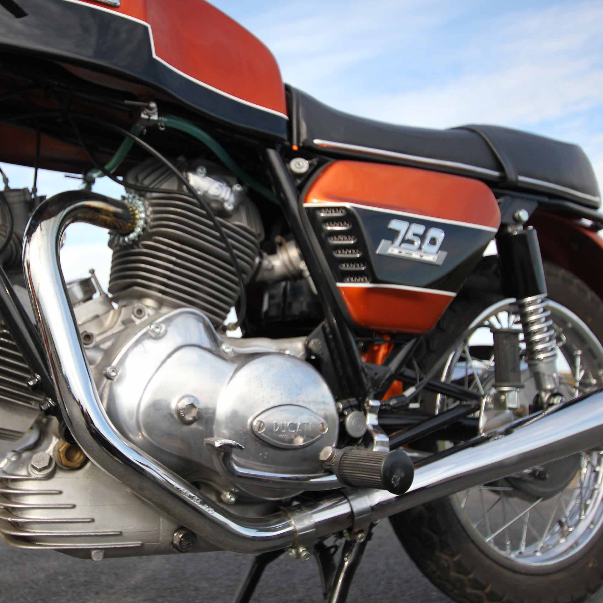 classic motorcycle companies