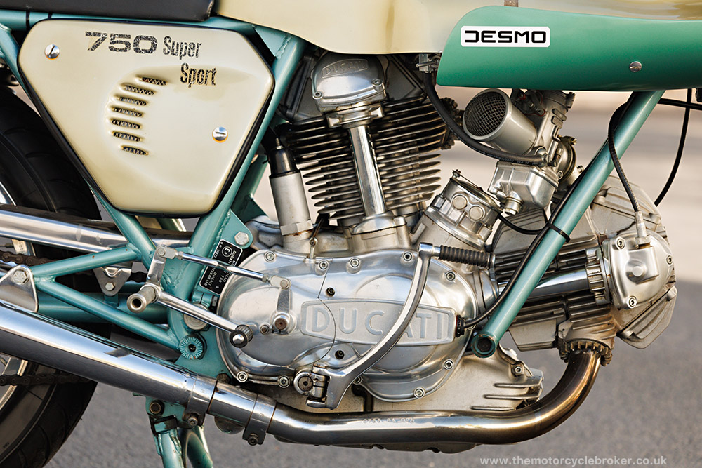 1974 Ducati 750SS motor