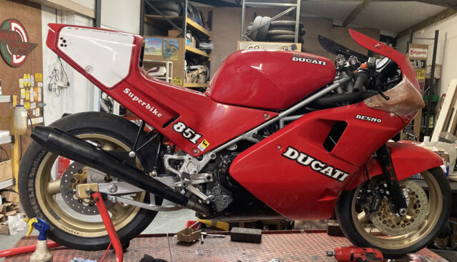 Ducati 851 Lucchinelli Replica RHS on ramp