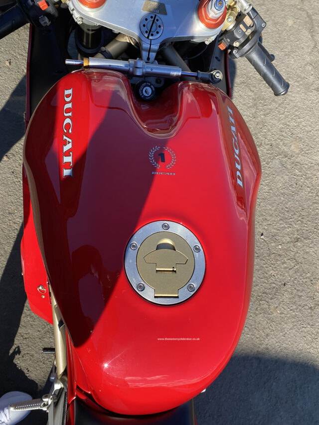 Ducati 916 SPS petrol tank