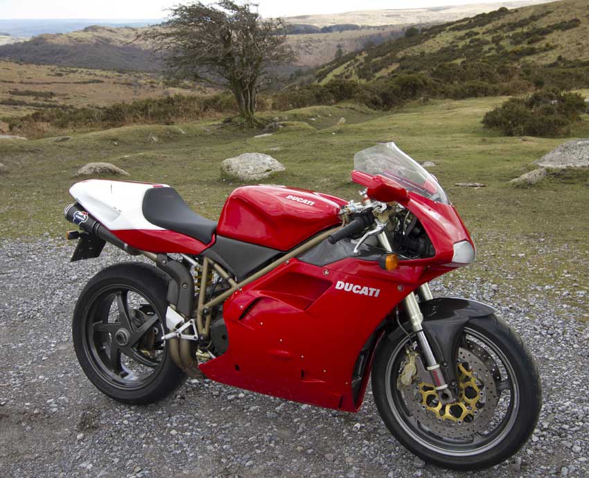 Ducati 996 SPS RHS above