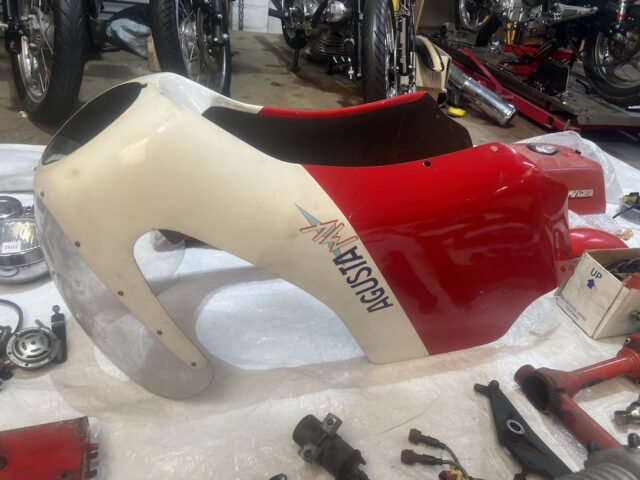 MV Agusta 750 Sport fairing