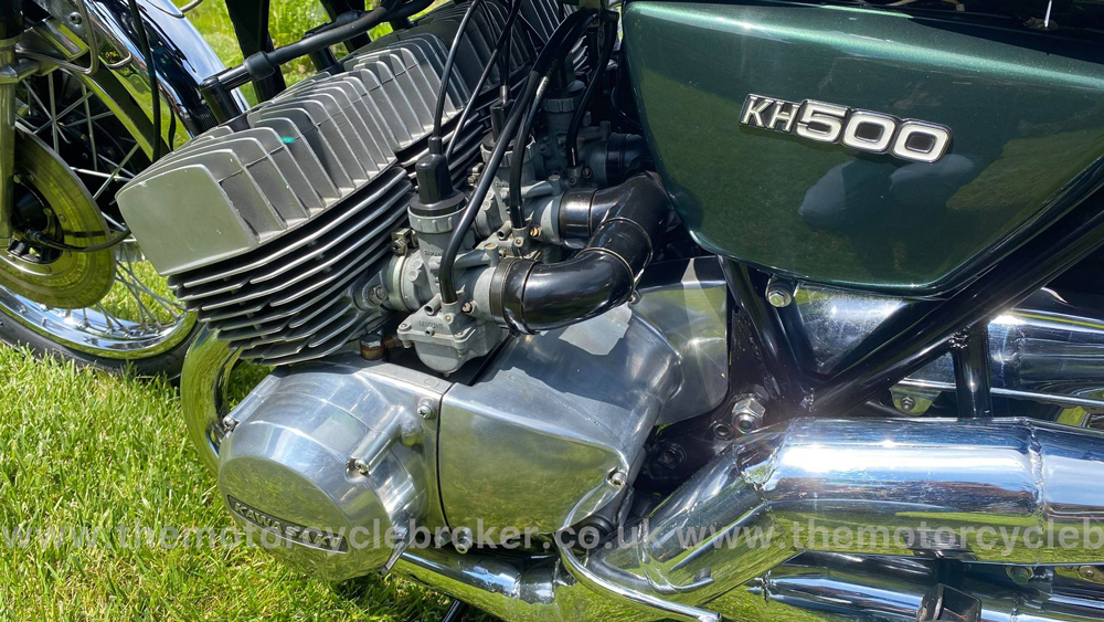 Millyard Kwasaki 850 5 cylinder carbs LHS Millyard Kwasaki 850 5 cylinder carbs LHS