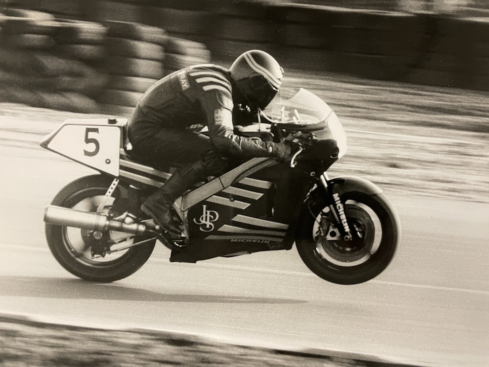 Steve Spray JPS rotary Norton wheelying