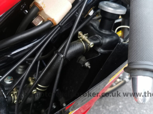 Suzuki RG500 MK4 hose clips and coil